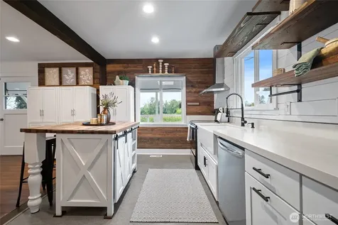 6001 Riverview Road Snohomish WA 98290