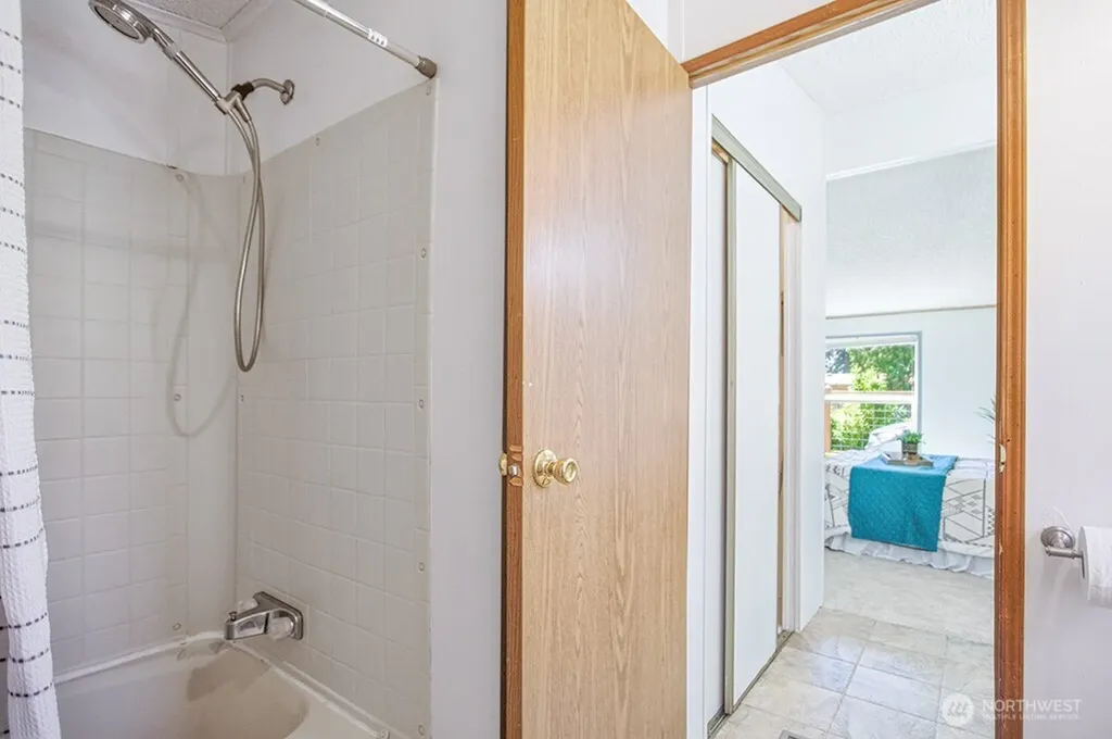 3444 Forest Drive NE Bremerton WA 98310