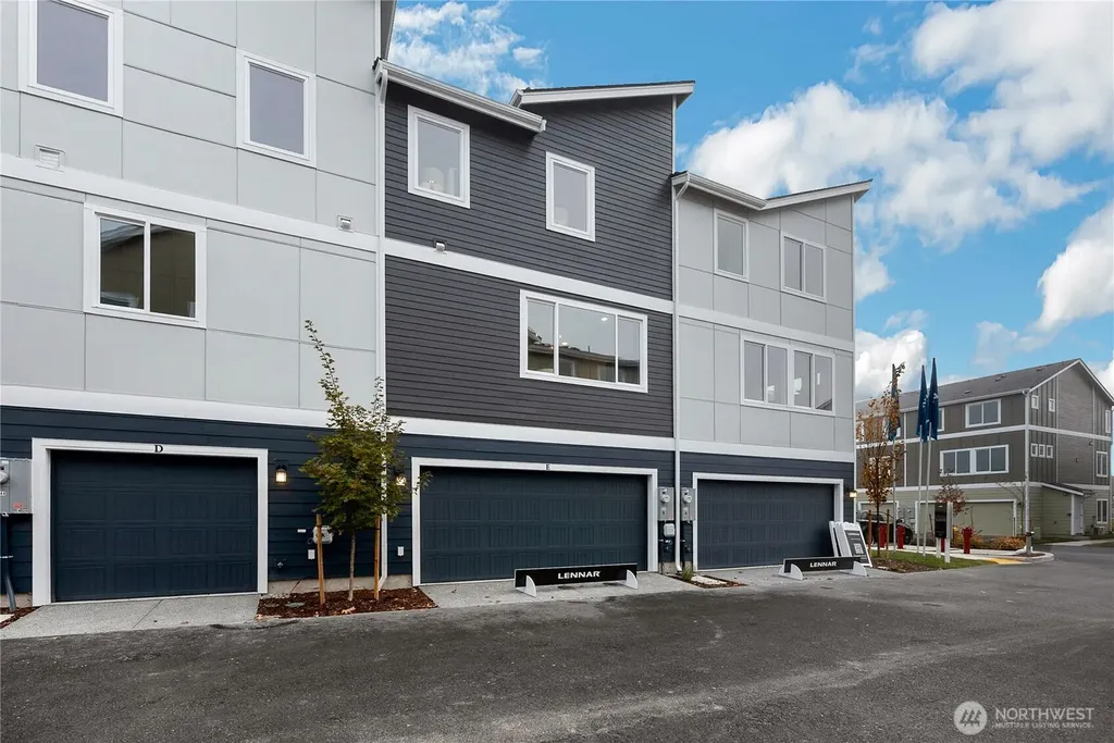 34188 Emerald Ridge Avenue SE Black Diamond WA 98010