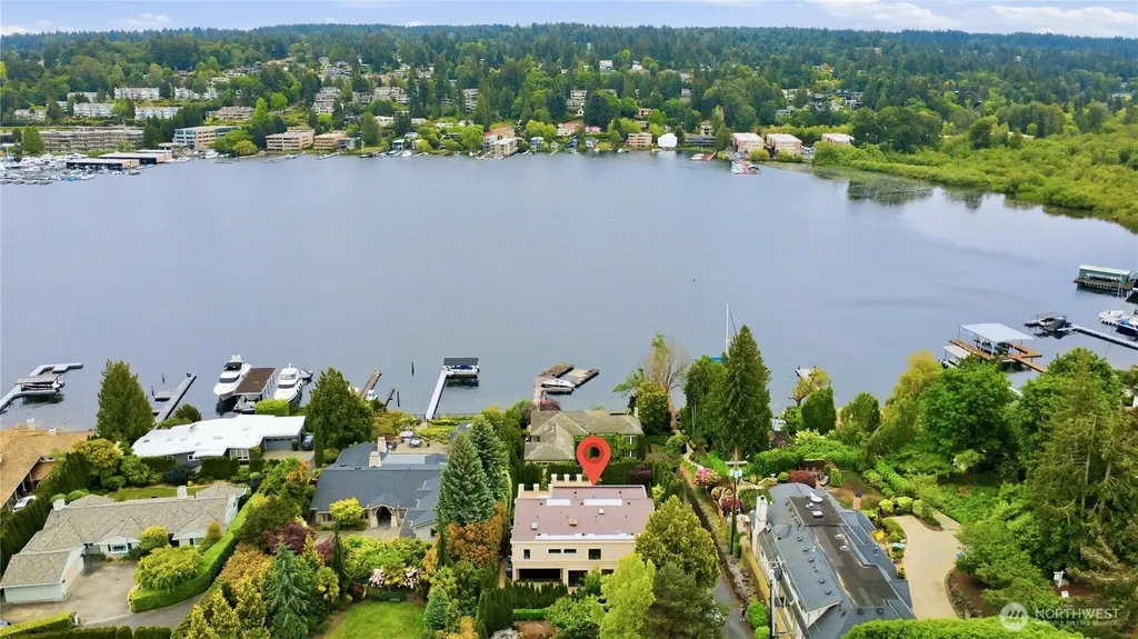 4616 95th Avenue NE Yarrow Point WA 98004