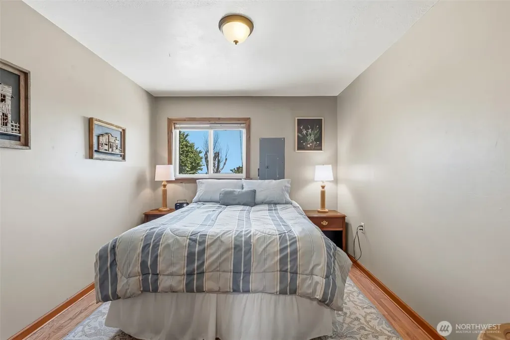 18253 B NW Ephrata WA 98823