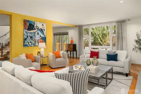 11223 109th Avenue NE Kirkland WA 98033