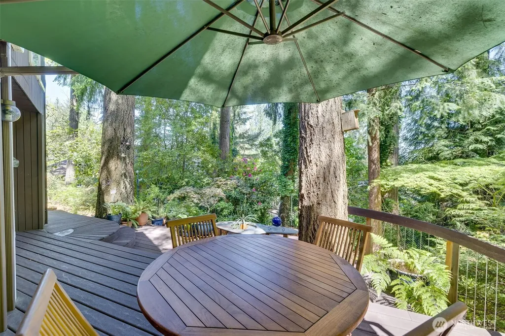 3068 169th Avenue NE Bellevue WA 98008