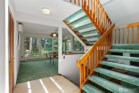 3068 169th Avenue NE Bellevue WA 98008