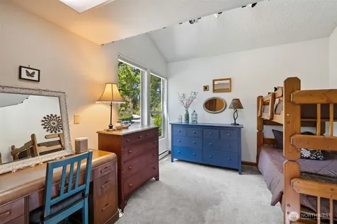 3068 169th Avenue NE Bellevue WA 98008