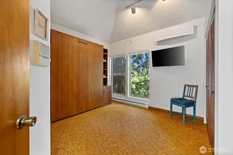 3068 169th Avenue NE Bellevue WA 98008