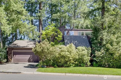 3068 169th Avenue NE Bellevue WA 98008