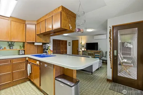 3068 169th Avenue NE Bellevue WA 98008