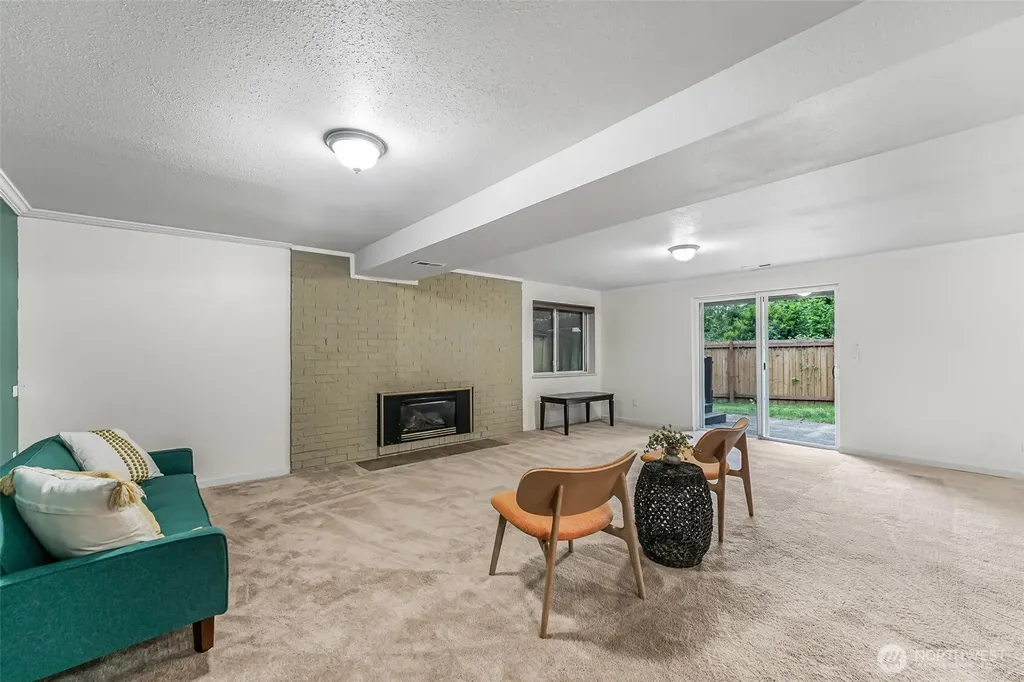 11404 Karshner Road E Edgewood WA 98372