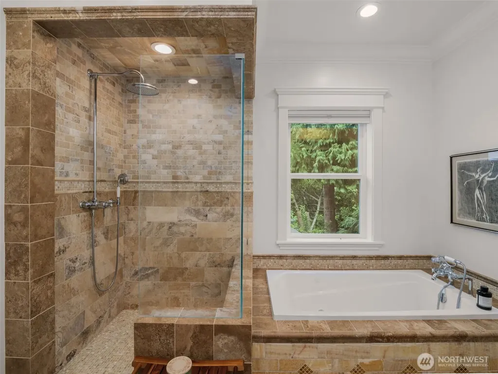 1007 W Newell Street Seattle WA 98119