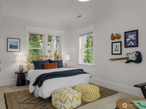 1007 W Newell Street Seattle WA 98119