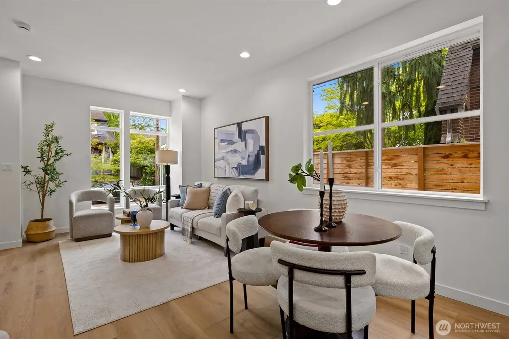1706 N 47th Street Seattle WA 98103