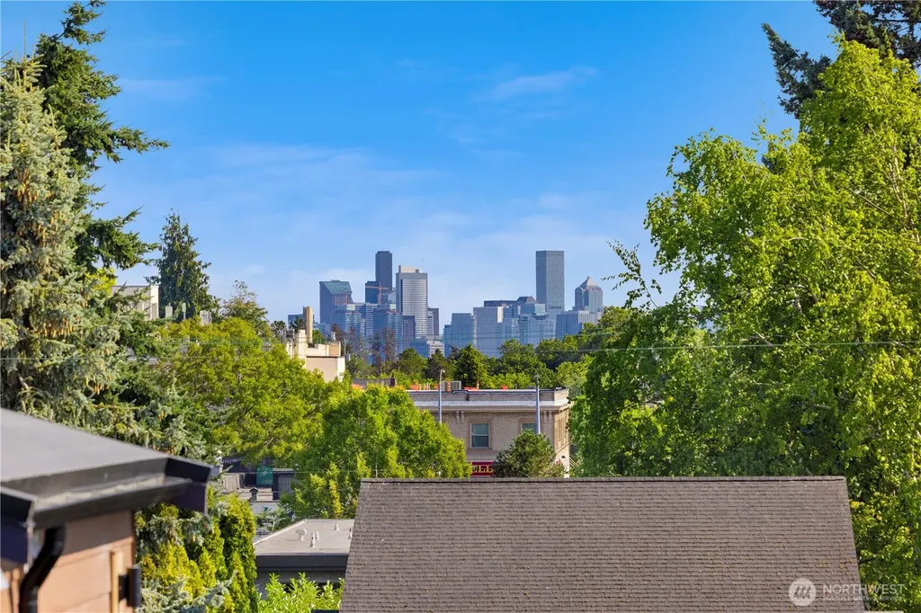 1706 N 47th Street Seattle WA 98103
