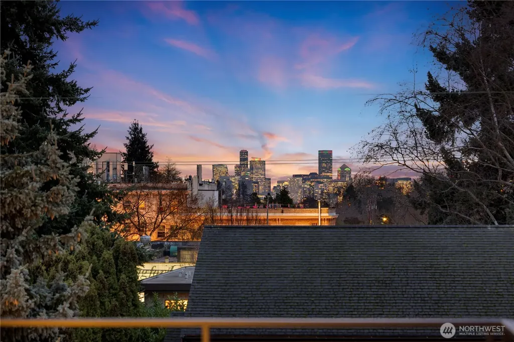 1706 N 47th Street Seattle WA 98103