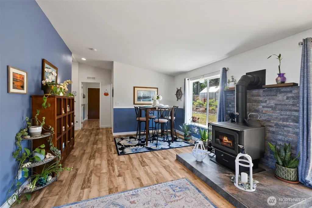 61 Kestral Place Sequim WA 98382