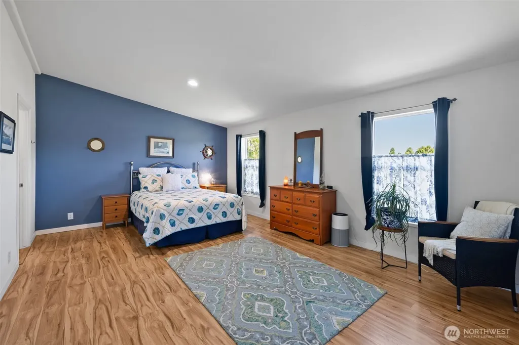 61 Kestral Place Sequim WA 98382