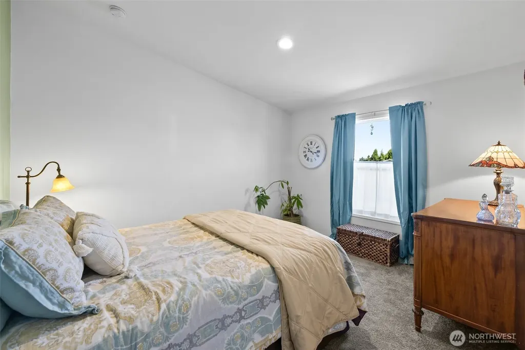 61 Kestral Place Sequim WA 98382