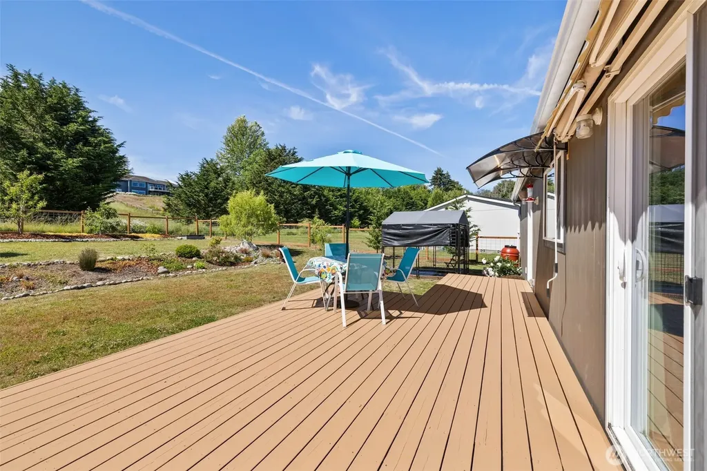 61 Kestral Place Sequim WA 98382