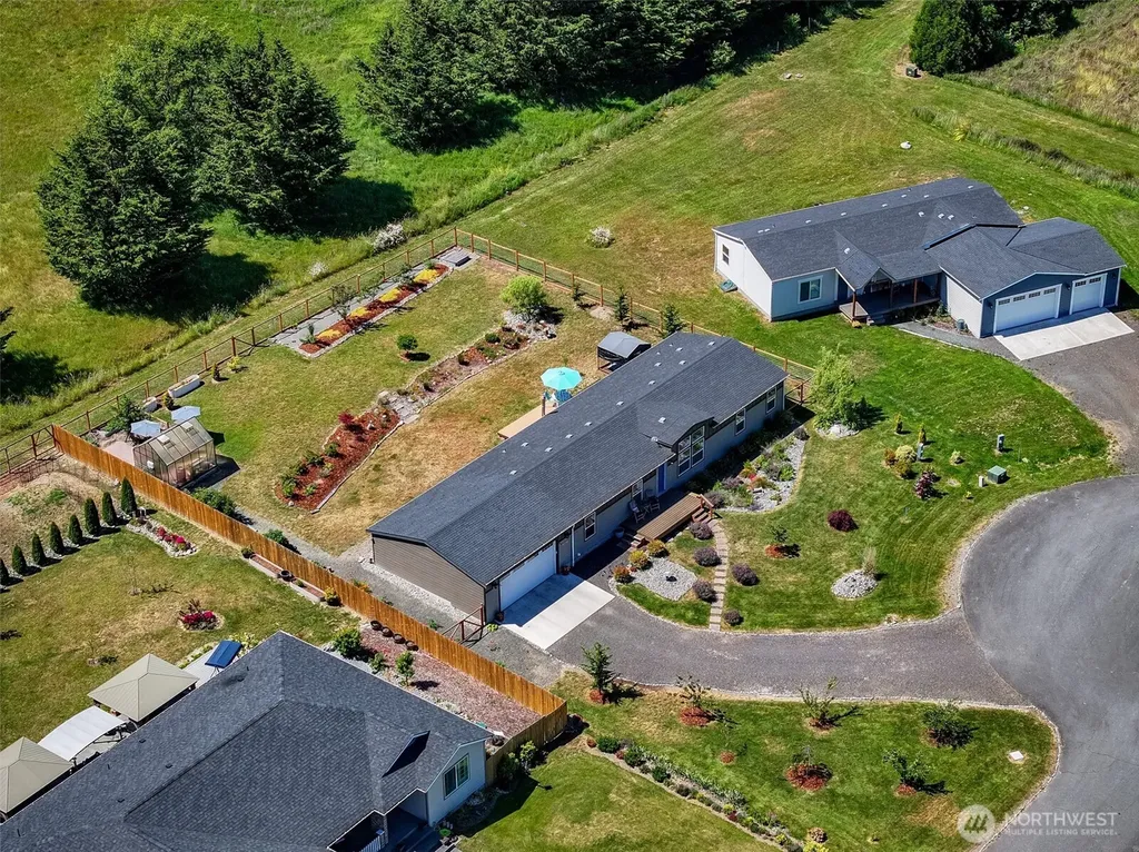 61 Kestral Place Sequim WA 98382