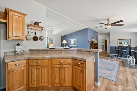 61 Kestral Place Sequim WA 98382