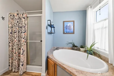 61 Kestral Place Sequim WA 98382