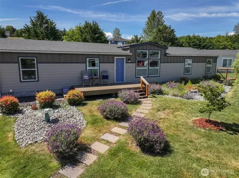 61 Kestral Place Sequim WA 98382