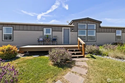 61 Kestral Place Sequim WA 98382