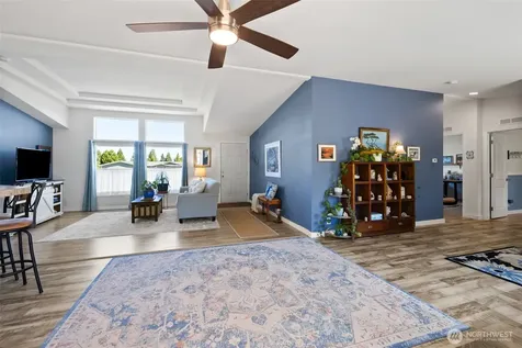 61 Kestral Place Sequim WA 98382