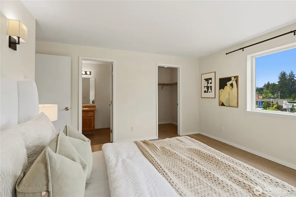 13227 35th Avenue NE Seattle WA 98125