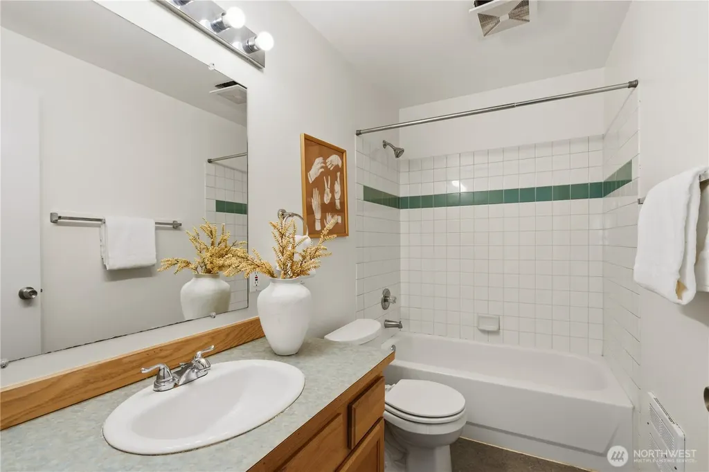 13227 35th Avenue NE Seattle WA 98125