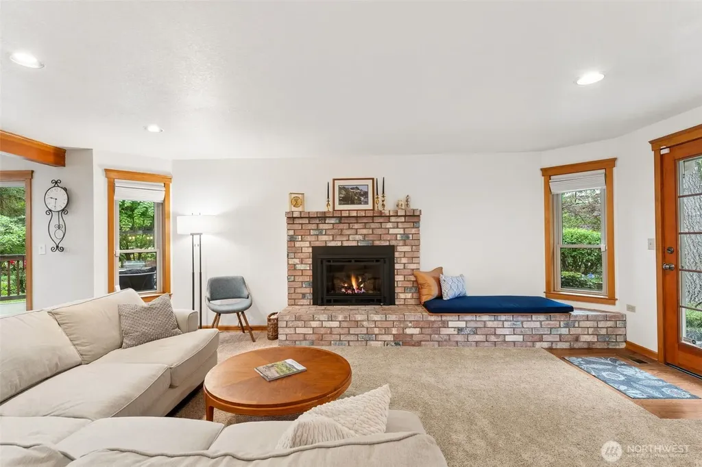 16926 SE 327th Place Auburn WA 98092