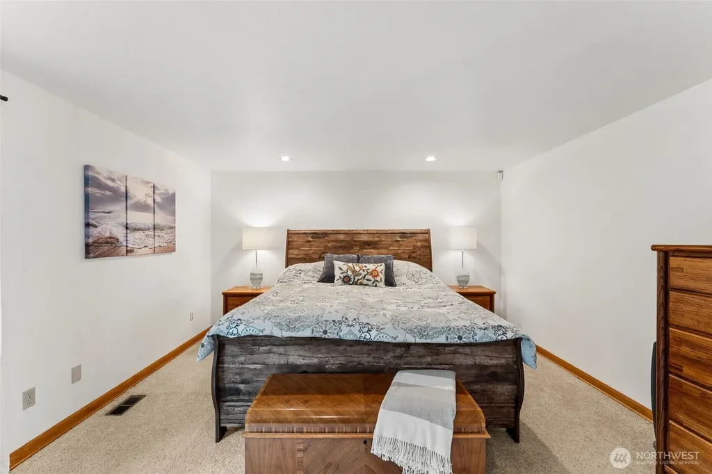 16926 SE 327th Place Auburn WA 98092