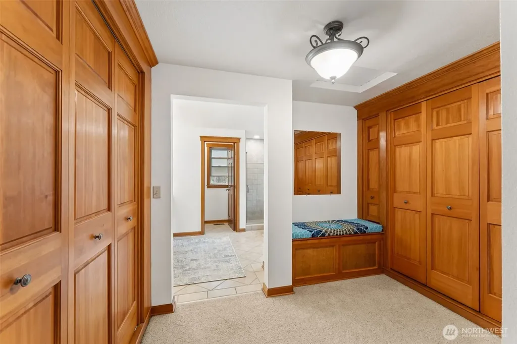 16926 SE 327th Place Auburn WA 98092
