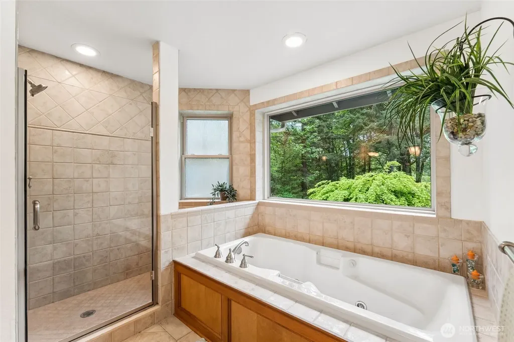 16926 SE 327th Place Auburn WA 98092
