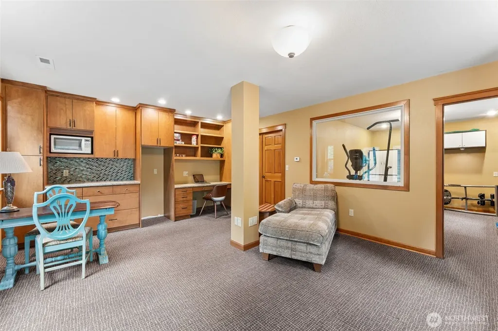16926 SE 327th Place Auburn WA 98092