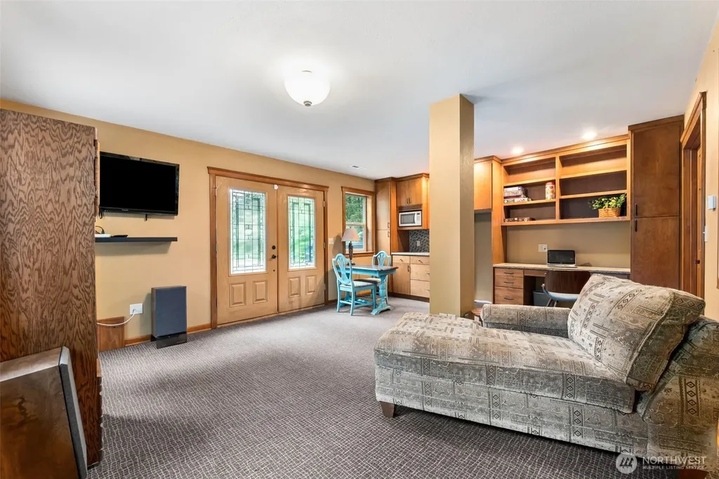 16926 SE 327th Place Auburn WA 98092