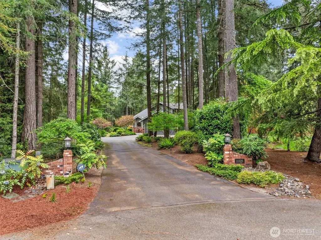 16926 SE 327th Place Auburn WA 98092