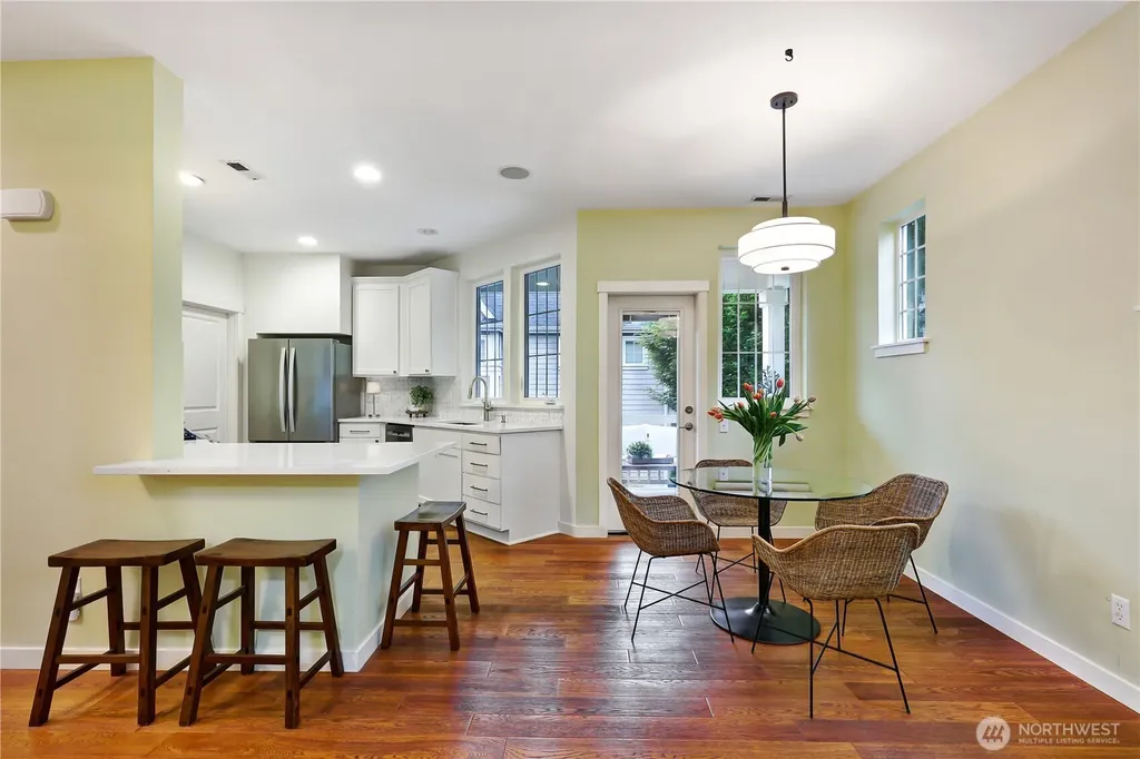 5960 31st Avenue SW Seattle WA 98126
