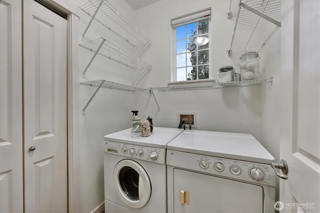 5960 31st Avenue SW Seattle WA 98126