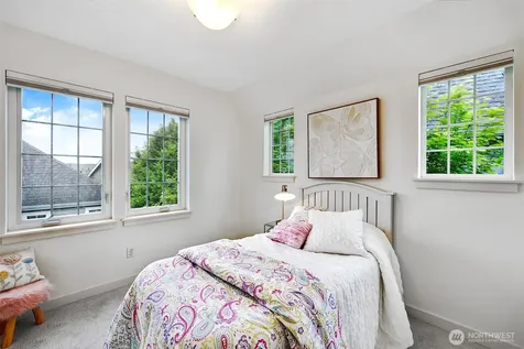5960 31st Avenue SW Seattle WA 98126
