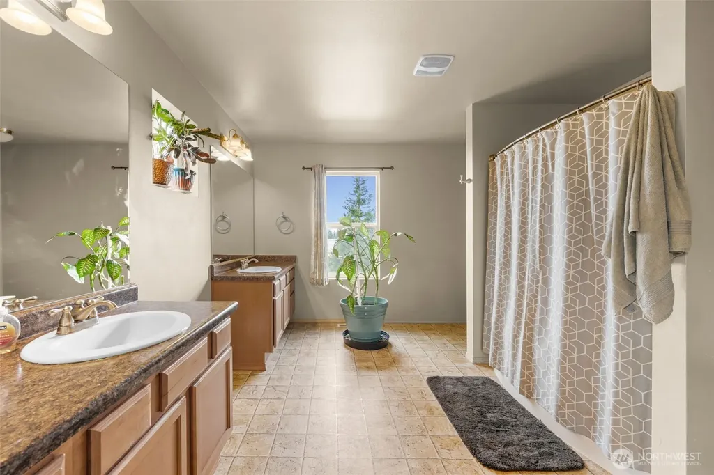 5023 200th Street Ct E Spanaway WA 98387