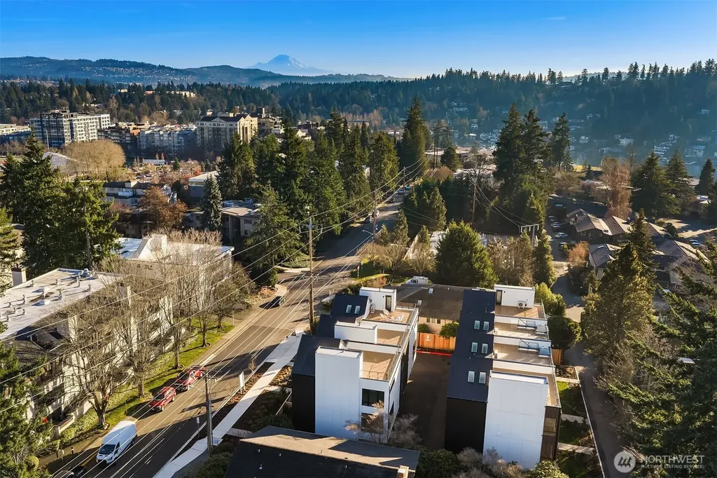 415 99th Avenue NE Bellevue WA 98004