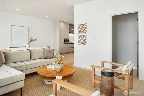 415 99th Avenue NE Bellevue WA 98004