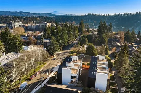 415 99th Avenue NE Bellevue WA 98004