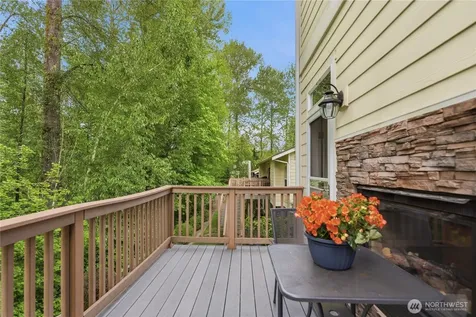1047 215th Place SE Bothell WA 98021