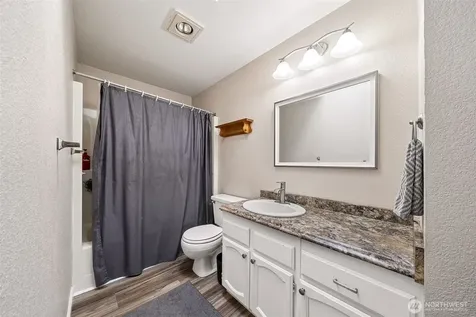 15905 91st Avenue Ct E Puyallup WA 98375