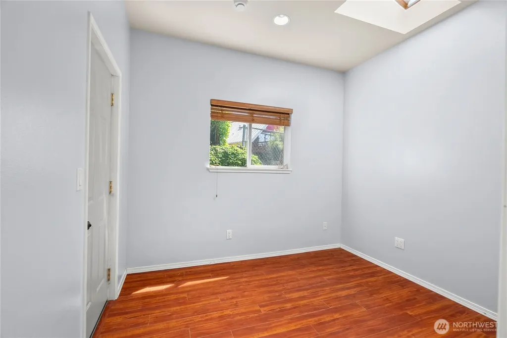 37708 Vista Key Drive NE Hansville WA 98340