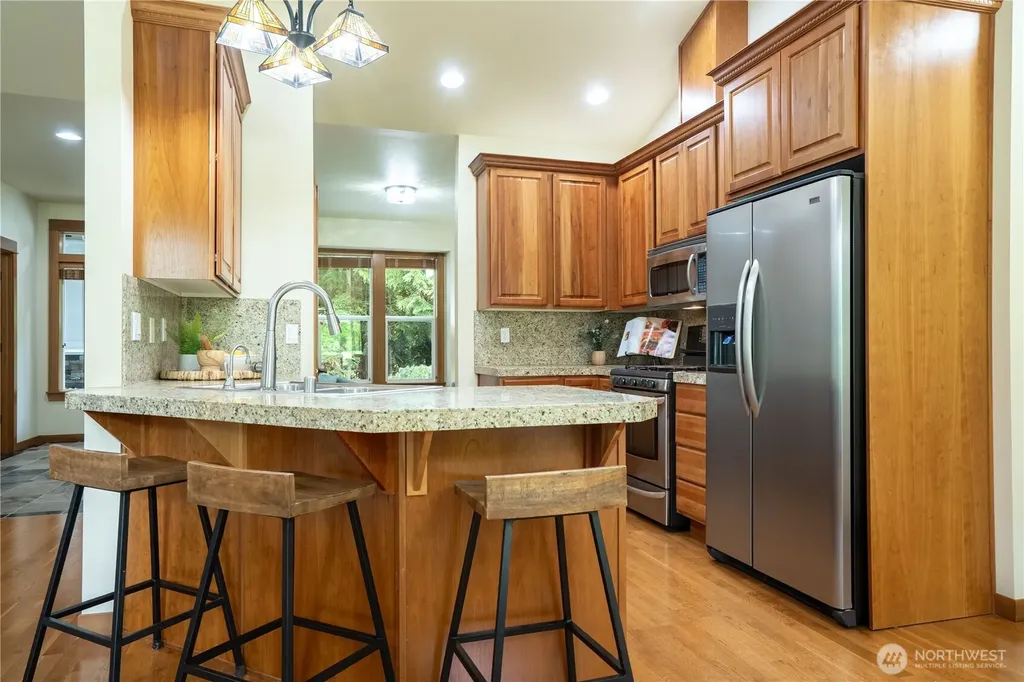 8584 Blue Grouse Way Blaine WA 98230