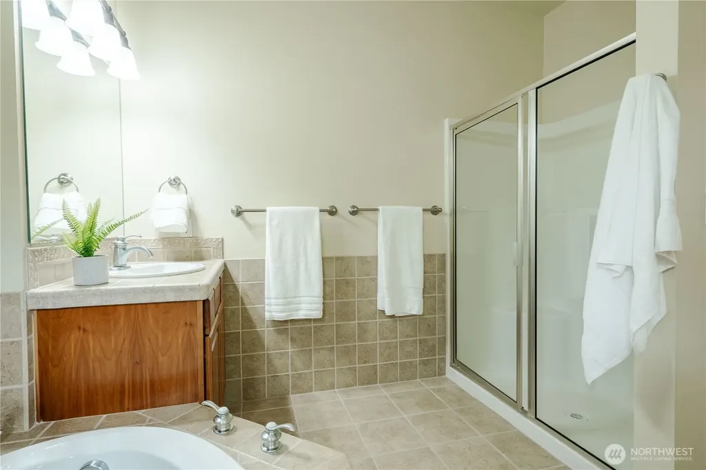 8584 Blue Grouse Way Blaine WA 98230
