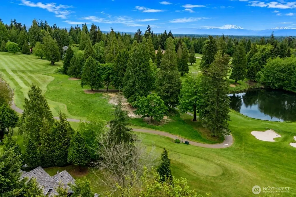 8584 Blue Grouse Way Blaine WA 98230